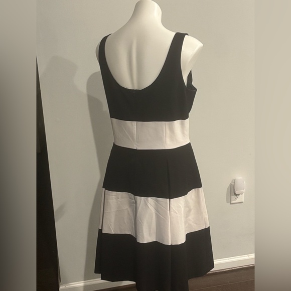 Lauren Ralph Lauren Black and White Midi Dress - Picture 4 of 5
